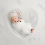 7 Tips to Keep Your Newborn Happy and Healthy During the First Few Months